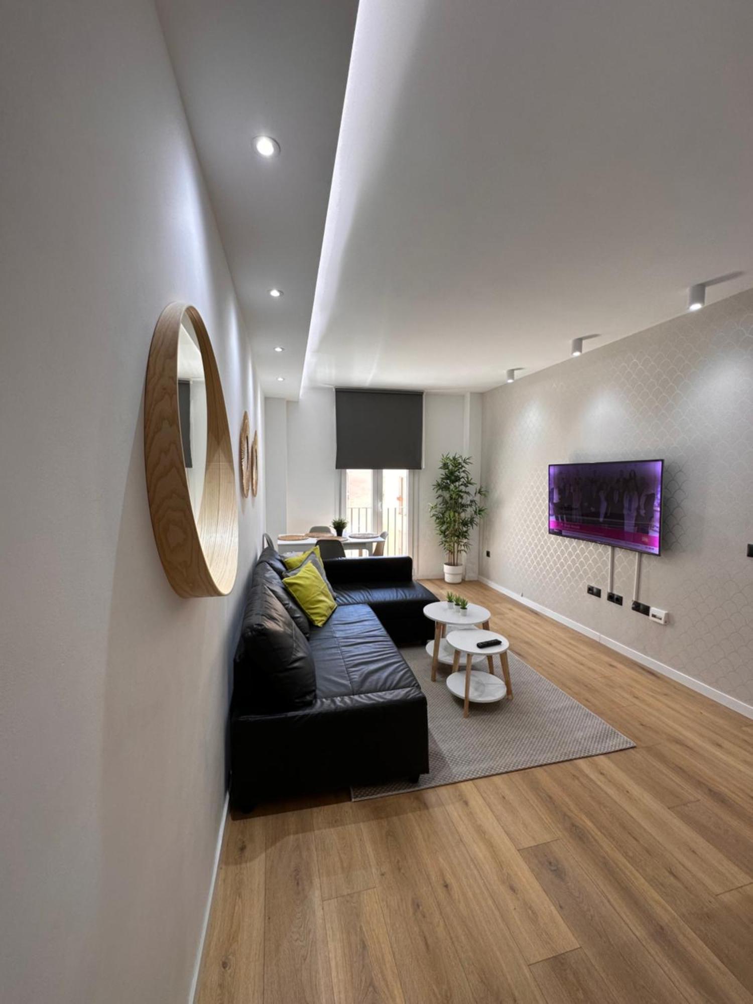 Apartmán Capuchinos Deluxe Màlaga Exteriér fotografie